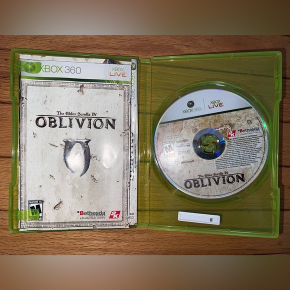 The Elder Scrolls IV: Oblivion on Xbox 360 video game disc - Picture 2 of 3